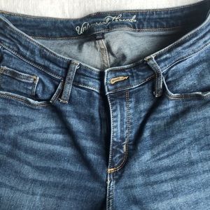 Universal Thread Women’s Curvy Skinny Jeans
